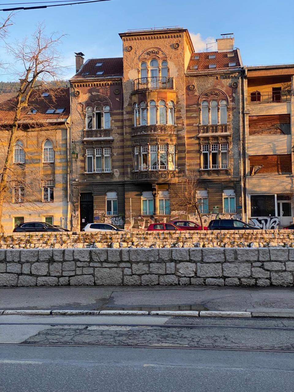 Waterfall Hostel Sarajevo Esterno foto